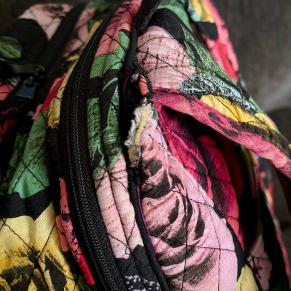 Vera Bradley FULL SIZE backpack - Picture 7 of 7